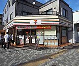 セブンイレブン京都千本三条店まで440m