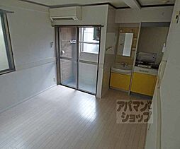 居間