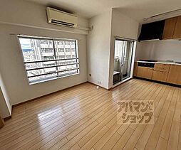 阪急京都本線 西院駅 徒歩2分の賃貸マンション 8階1LDKのリビング/ダイニング