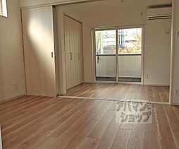 JR山陰本線 丹波口駅 徒歩8分の賃貸アパート 2階1LDKのリビング/ダイニング