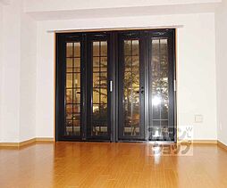 ヴォールベフィンデン 105 1階1Kのリビング/ダイニング