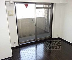 JR山陰本線 二条駅 徒歩5分の賃貸マンション 2階1Kのリビング/ダイニング