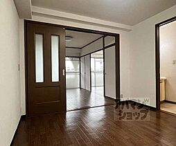 阪急京都本線 西京極駅 徒歩10分の賃貸マンション 4階2DKのリビング/ダイニング