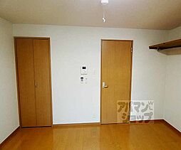 京都市営烏丸線 丸太町駅 徒歩15分の賃貸マンション 1階1Kのリビング/ダイニング