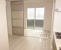 近鉄京都線 上鳥羽口駅 徒歩5分の賃貸アパート 1階1LDKのリビング/ダイニング