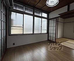 居間