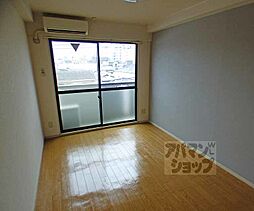 京都市営烏丸線 烏丸御池駅 徒歩4分の賃貸マンション 5階1Kのリビング/ダイニング