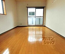 トゥルー西ノ京 201 2階1Kのリビング/ダイニング