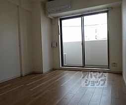 エスカーサ京都四条梅津 305 3階1Kのリビング/ダイニング