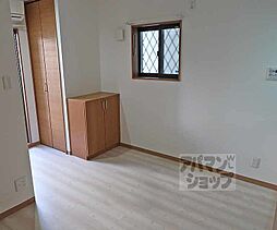 JR東海道・山陽本線 西大路駅 徒歩9分の賃貸アパート 1階ワンルームのリビング/ダイニング