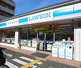 ローソン二条駅前店まで290m