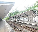 京都精華大駅まで800m