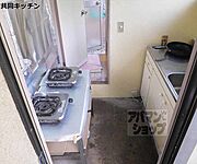 共同のキッチンスペース