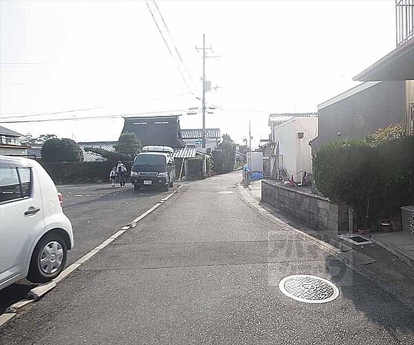 画像23:前面道路です