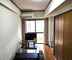 居間