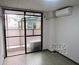 京都市営烏丸線 北大路駅 徒歩26分の賃貸マンション 1階1Kのリビング/ダイニング