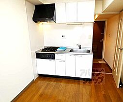 京都市営烏丸線 今出川駅 徒歩13分の賃貸マンション 10階1DKのリビング/ダイニング