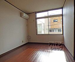 京阪本線 神宮丸太町駅 徒歩28分の賃貸アパート 2階1Kのリビング/ダイニング