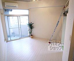 京都市営烏丸線 北大路駅 徒歩10分の賃貸マンション 4階1Kのリビング/ダイニング