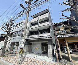 京都地下鉄東西線 二条城前駅 徒歩2分