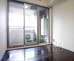 京阪本線 神宮丸太町駅 徒歩6分の賃貸マンション 6階1DKのリビング/ダイニング