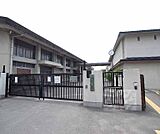 上高野小学校まで287m