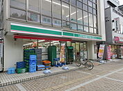 コンビニ「ローソンストア100渋沢駅前店まで486m」