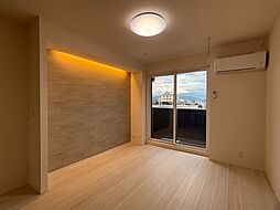 D‘s Gallery 303 3階1LDKのリビング/ダイニング