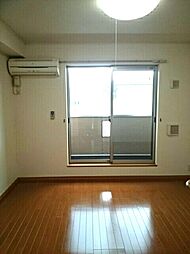 Inter　One 202 2階1LDKのリビング/ダイニング