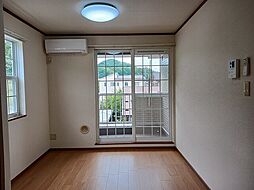 カーサ　Hana　B棟 202 2階2DKのリビング/ダイニング