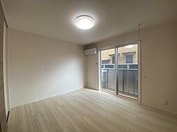 グラン瓜生 107 1階1Kのリビング/ダイニング