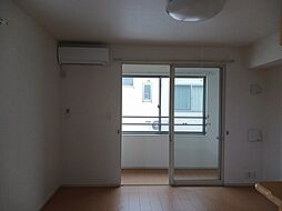 パル　ティ−ルF 201 2階1LDKのリビング/ダイニング