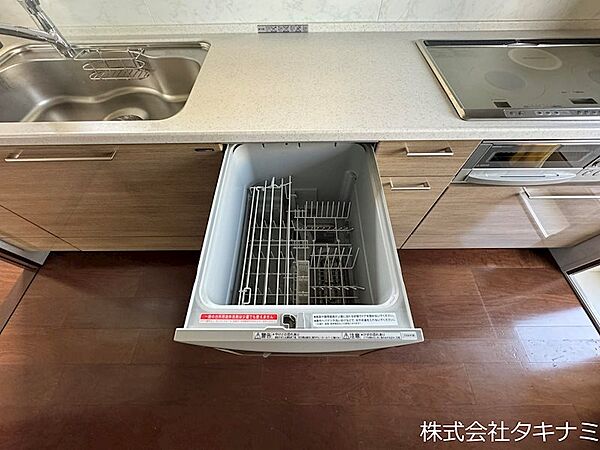 キッチン：食器洗浄乾燥機