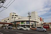 役所「新潟市東区役所まで2693m」