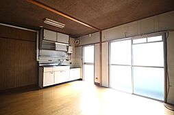 居間