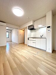 アミリー伊倉本町 1階1LDKのリビング/ダイニング