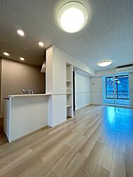 ベローグロリオサV　A 1階1LDKのリビング/ダイニング