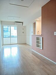 ハピネス 1階1LDKのリビング/ダイニング