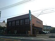 山口銀行綾羅木支店（786m）