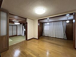 居間