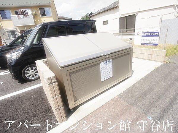 apartment 茨城県常総市水海道栄町2670-1
水海道栄町の賃貸情報を見る
物件地図