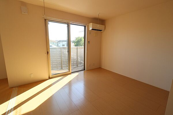 apartment 茨城県常総市内守谷町きぬの里2丁目5-6
内守谷町きぬの里の賃貸情報を見る
物件地図