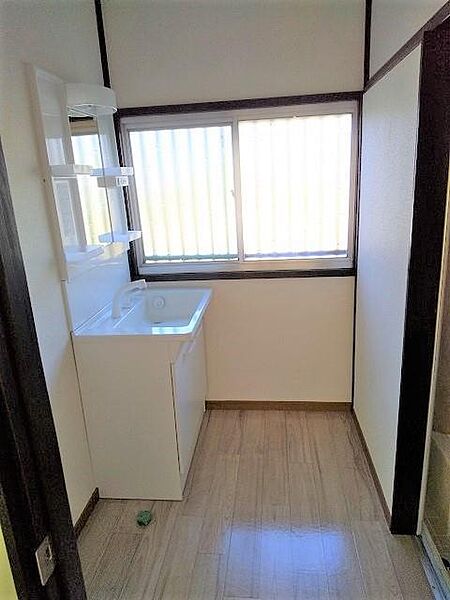 detached 茨城県守谷市本町907-6

地図を見る