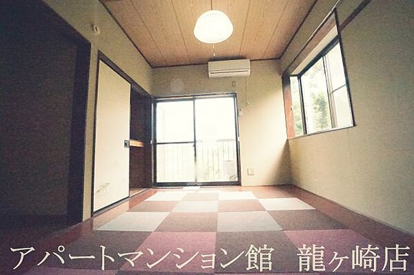 apartment 茨城県稲敷市月出里565-90
月出里の賃貸情報を見る
物件地図