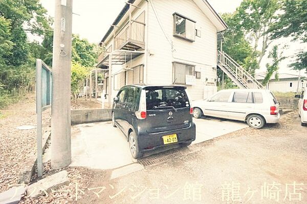 apartment 茨城県稲敷市月出里565-90
月出里の賃貸情報を見る
物件地図