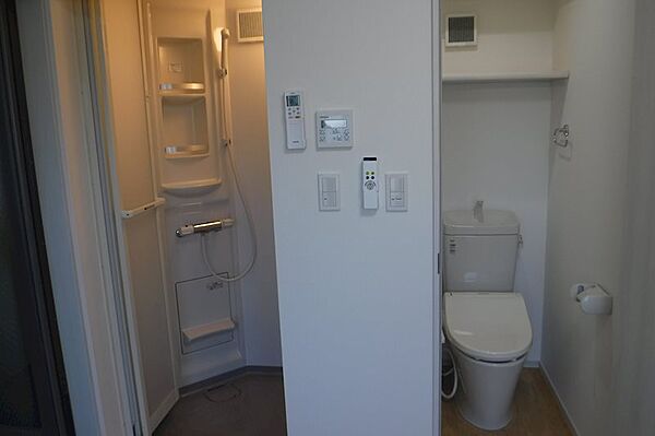 シャワールーム