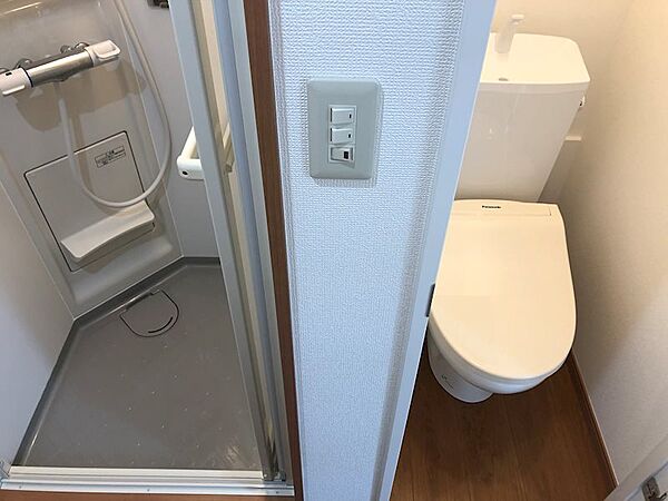 シャワールーム