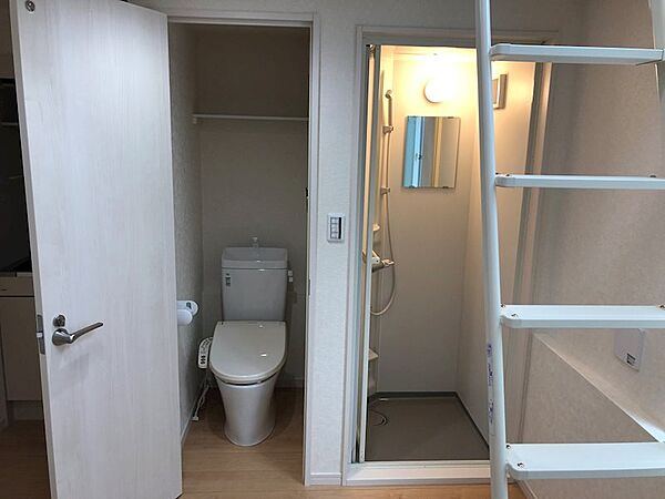 シャワールーム