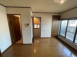 居間