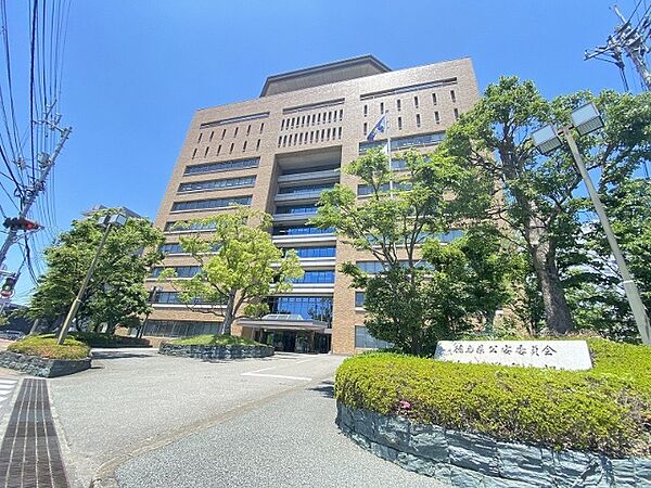 画像22:警察署、交番「徳島県警察本部まで3301m」
